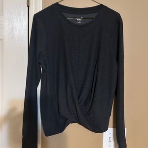 Long sleeve active top